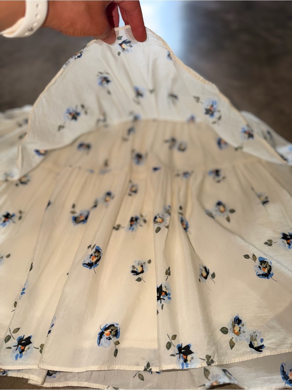 Universal Thread White Blue Floral Tiered Ruffle Mini Skirt Large - Picture 4 of 10